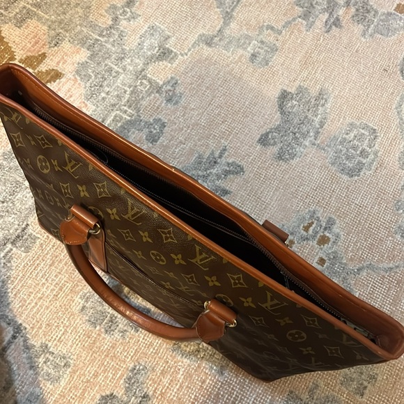 Louis Vuitton Vintage Monogram Sac Weekend GM - Picture 8 of 13